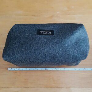 Tumi Delta Sandblast Gray Travel Makeup Zipper Pouch Bag Vinyl Extra Clean